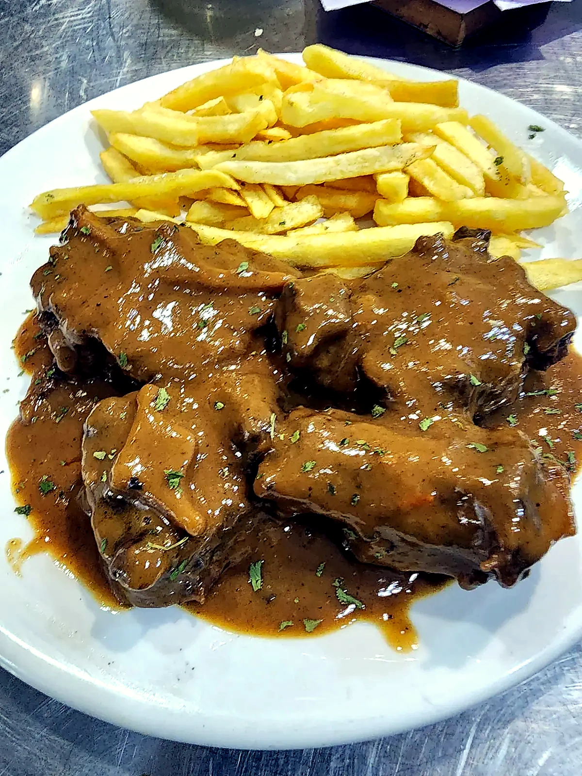 Carrillada con patatas